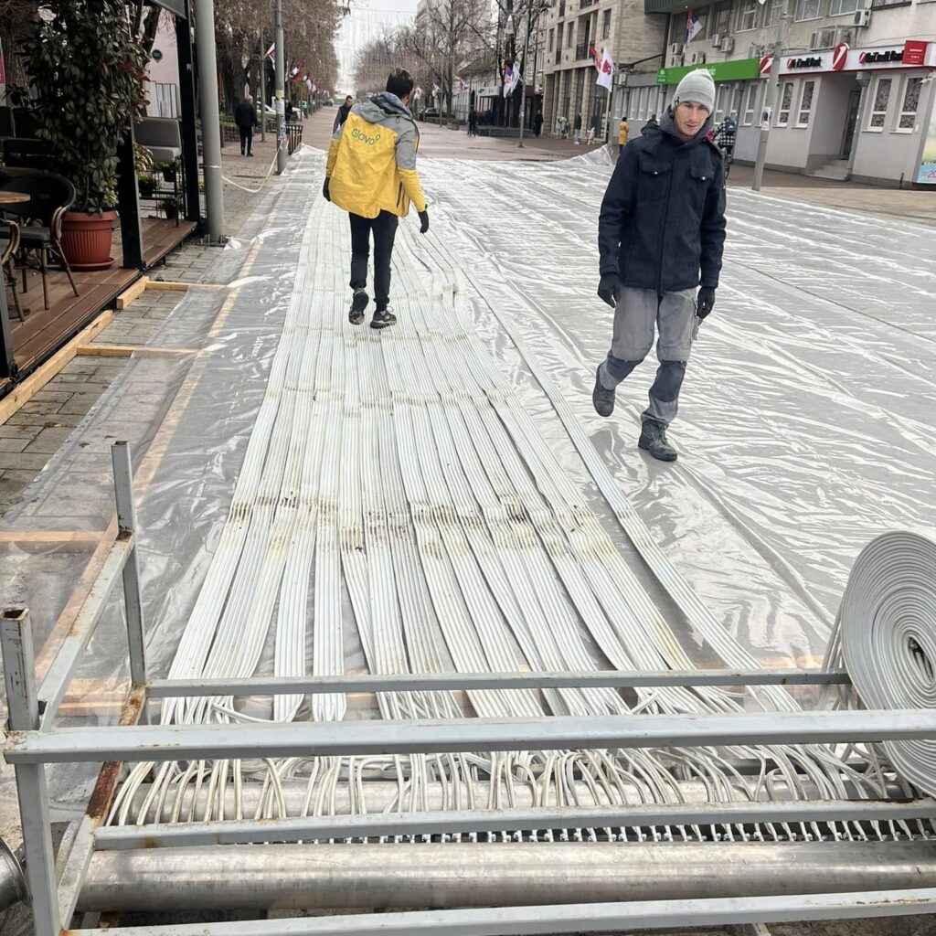 Postavljanje klizališta