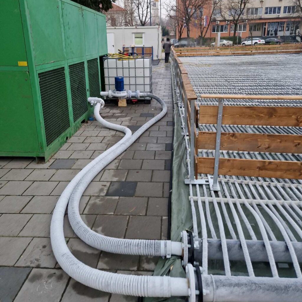 Montaža klizališta na otvorenom
